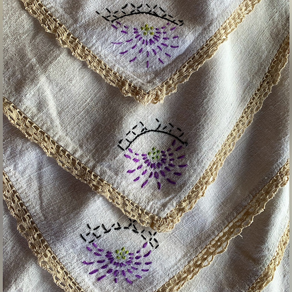 Elegant set of 6 hand embroidered natural linen cloth napkins with crochet edge